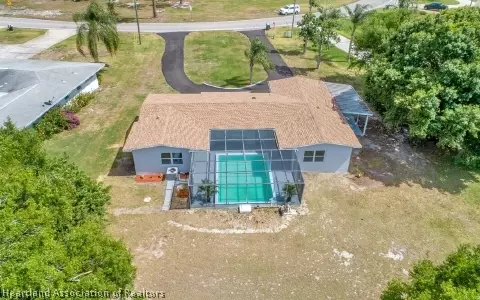 3216 Golfview Rd, Sebring, FL 33875 photo 9