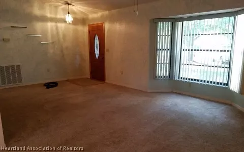 4211 Eiland Dr, Sebring, FL 33875 photo 2