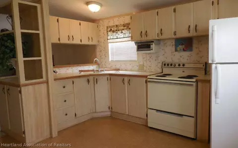 119 Pine Tree Ln, Sebring, FL 33872 photo 12