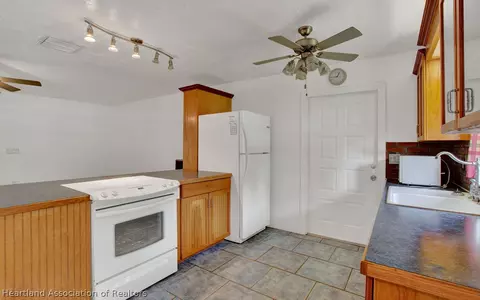 245 Speckled Perch Pt, Lorida, FL 33857 photo 12