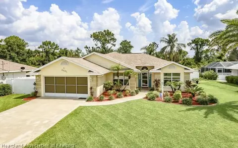 4401 Whiting Dr, Sebring, FL 33870 photo 1