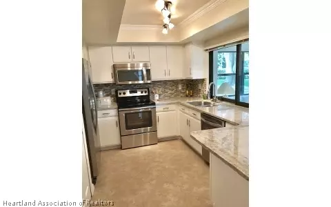 3100 Sugar Pine Cir, Sebring, FL 33872 photo 8