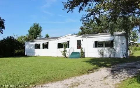 8605 NW 189th Ave, Okeechobee, FL 34972 photo 1