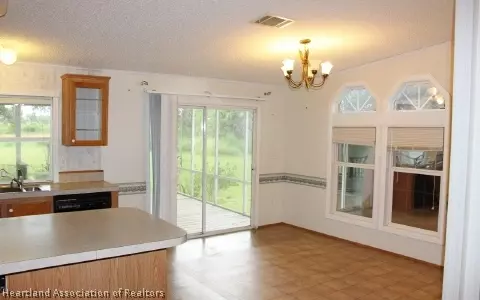 8605 NW 189th Ave, Okeechobee, FL 34972 photo 6