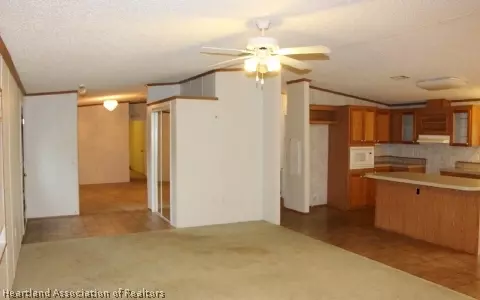 8605 NW 189th Ave, Okeechobee, FL 34972 photo 3