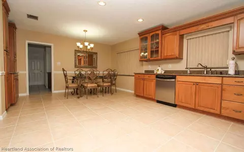 321 Quail Ave, Sebring, FL 33870 photo 8