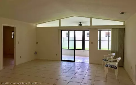 1233 Krouse St, Sebring, FL 33875 photo 2