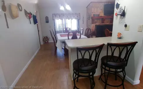 736 Memorial Dr, Sebring, FL 33870 photo 5