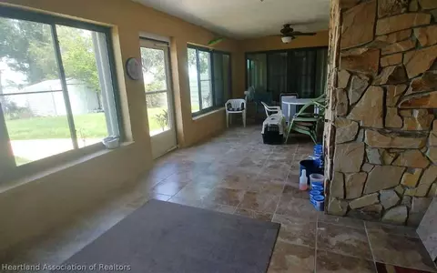 736 Memorial Dr, Sebring, FL 33870 photo 18