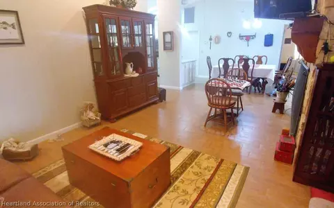 736 Memorial Dr, Sebring, FL 33870 photo 8