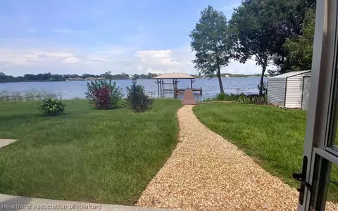 736 Memorial Dr, Sebring, FL 33870 photo 19