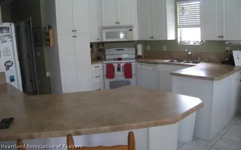 4523 Pebble Beach Dr, Sebring, FL 33872 photo 5