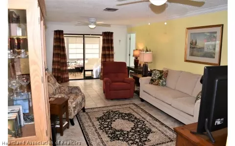 2906 Summertree Dr, Sebring, FL 33872 photo 11