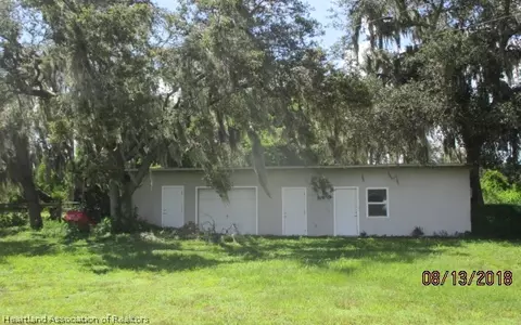 3100 Manatee Dr, Sebring, FL 33870 photo 5