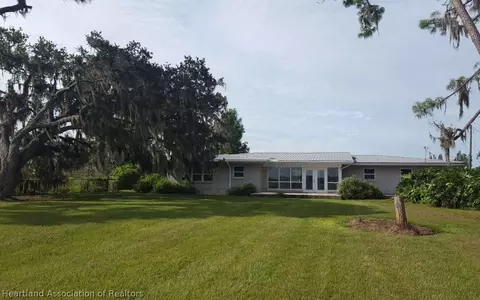 3100 Manatee Dr, Sebring, FL 33870 photo 1