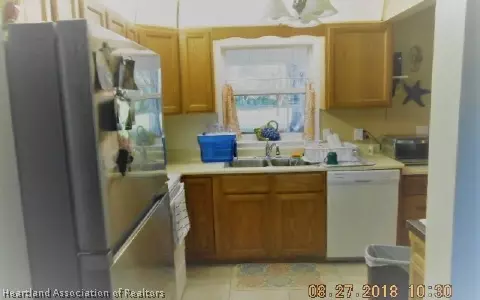 8209 Pine Glen Rd, Sebring, FL 33876 photo 2