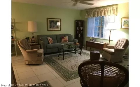 2413 Davis Cir, Sebring, FL 33870 photo 2