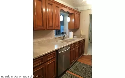2413 Davis Cir, Sebring, FL 33870 photo 3