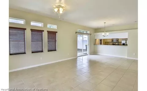 2809 Boulder Ct, Sebring, FL 33875 photo 5