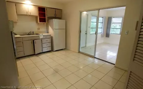 108 Pinehurst Rd, Sebring, FL 33870 photo 3