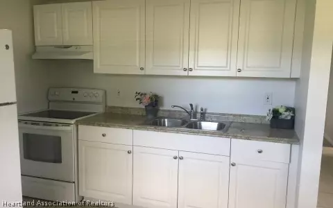 108 State Dr, Sebring, FL 33870 photo 3