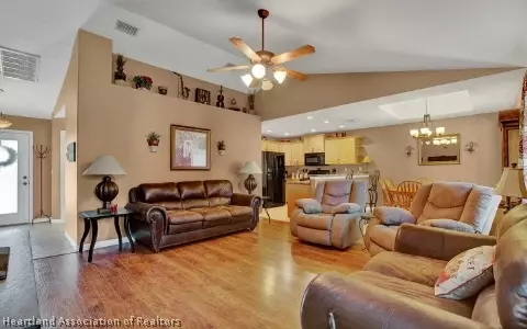 5230 Cairo Dr, Sebring, FL 33875 photo 5