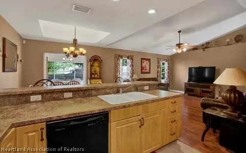 5230 Cairo Dr, Sebring, FL 33875 photo 4