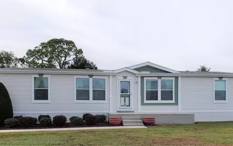 3001 Wallace Dr, Sebring, FL 33872 photo 1