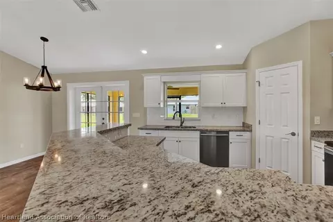 809 Aston Martin Dr, Sebring, FL 33872 photo 3