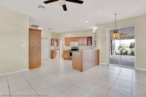 2111 Jackson Dr, Sebring, FL 33870 photo 17