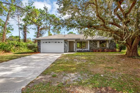 208 Vanwall Ter, Sebring, FL 33872 photo 1