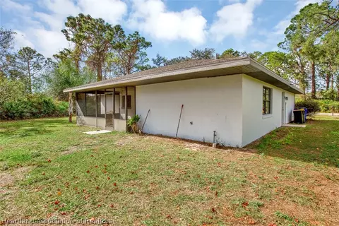 208 Vanwall Ter, Sebring, FL 33872 photo 22