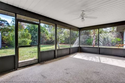 208 Vanwall Ter, Sebring, FL 33872 photo 9