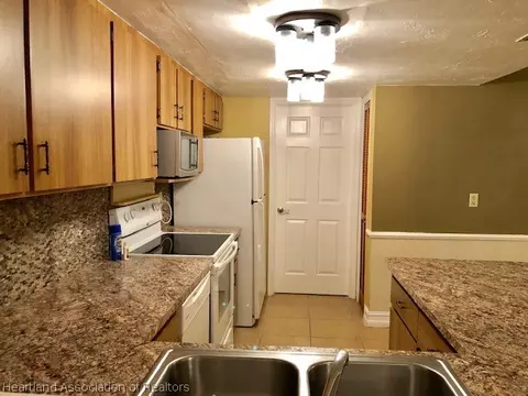1561 Lakeview Drive 925, Sebring, FL 33870 photo 15