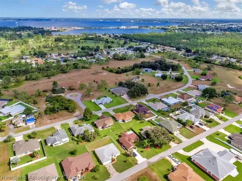 400 Mac Ln, Sebring, FL 33875 photo 2