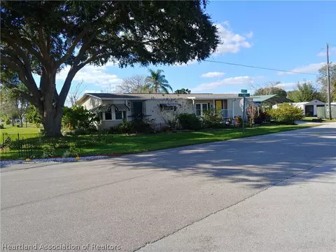 2477 Seattle Ave, Sebring, FL 33870 photo 10