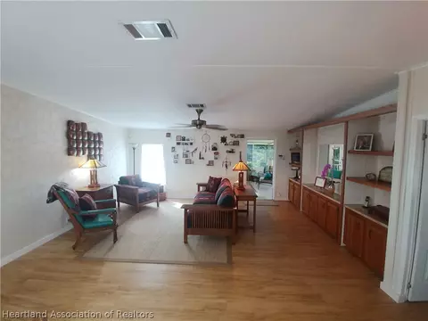 2477 Seattle Ave, Sebring, FL 33870 photo 2