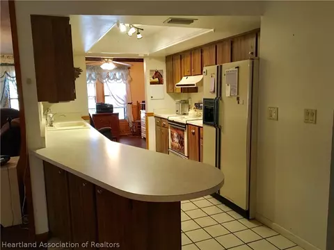 210 Lark Ter, Sebring, FL 33872 photo 7
