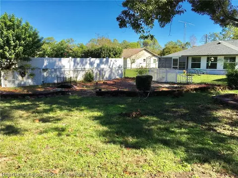 210 Lark Ter, Sebring, FL 33872 photo 17