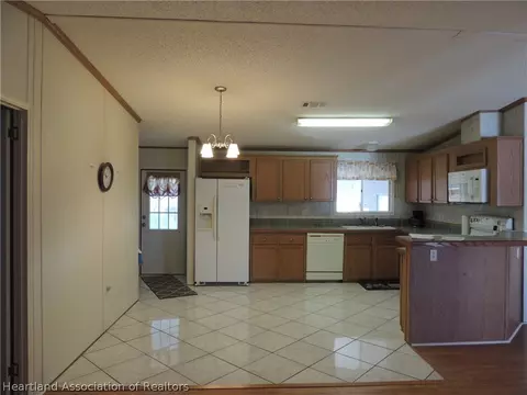 103 Logan St, Sebring, FL 33876 photo 9