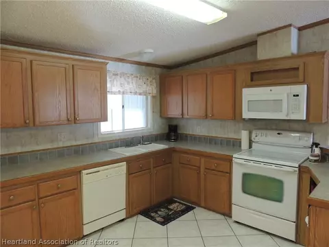 103 Logan St, Sebring, FL 33876 photo 8