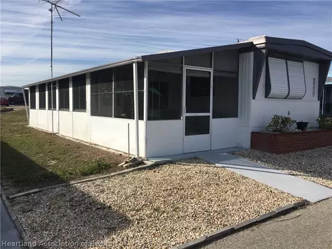 30431 Cherokee St, Sebring, FL 33870 photo 2