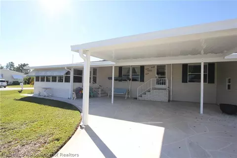 1009 Sunbird Ct, Sebring, FL 33872 photo 2