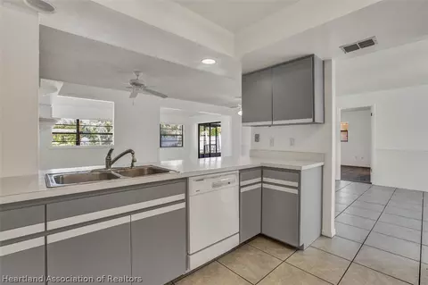 321 Kite Ave, Sebring, FL 33870 photo 2