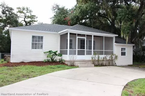 1271 Lakeview Dr, Sebring, FL 33870 photo 1