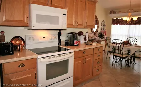 5500 Angelo Cir, Sebring, FL 33872 photo 6