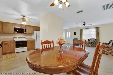 2735 Summit Dr, Sebring, FL 33870 photo 6