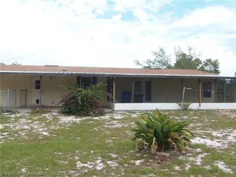 201 Pinehill Ln, Sebring, FL 33876 photo 2