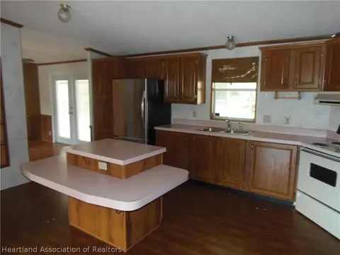 201 Pinehill Ln, Sebring, FL 33876 photo 5