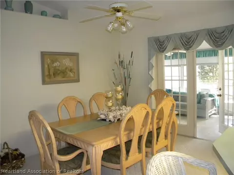 4236 Mandarin Rd, Sebring, FL 33875 photo 2